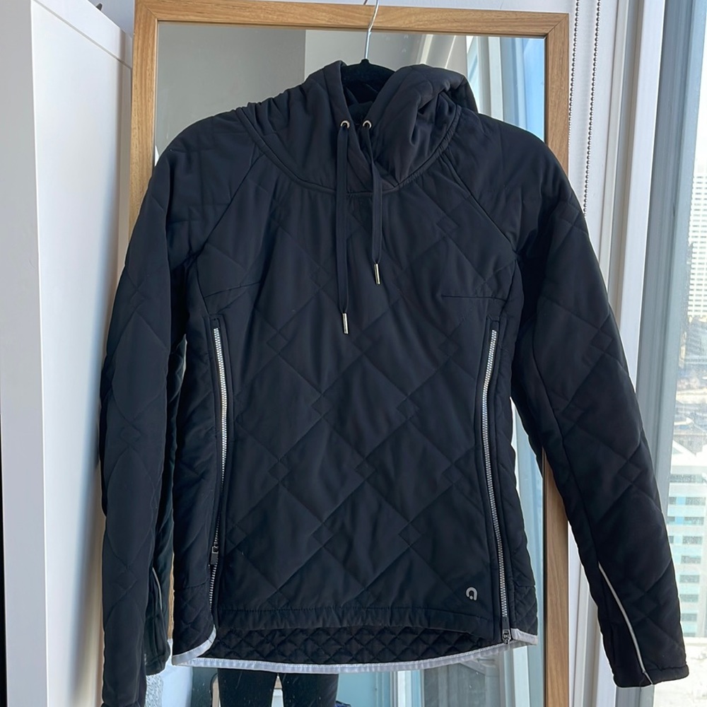 Hyba by reitmans workout style jacket